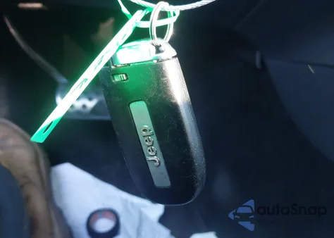 2015 Jeep Grand Cherokee High Altitude из США, поврежденный, VIN 1C4RJFCG8FC141437